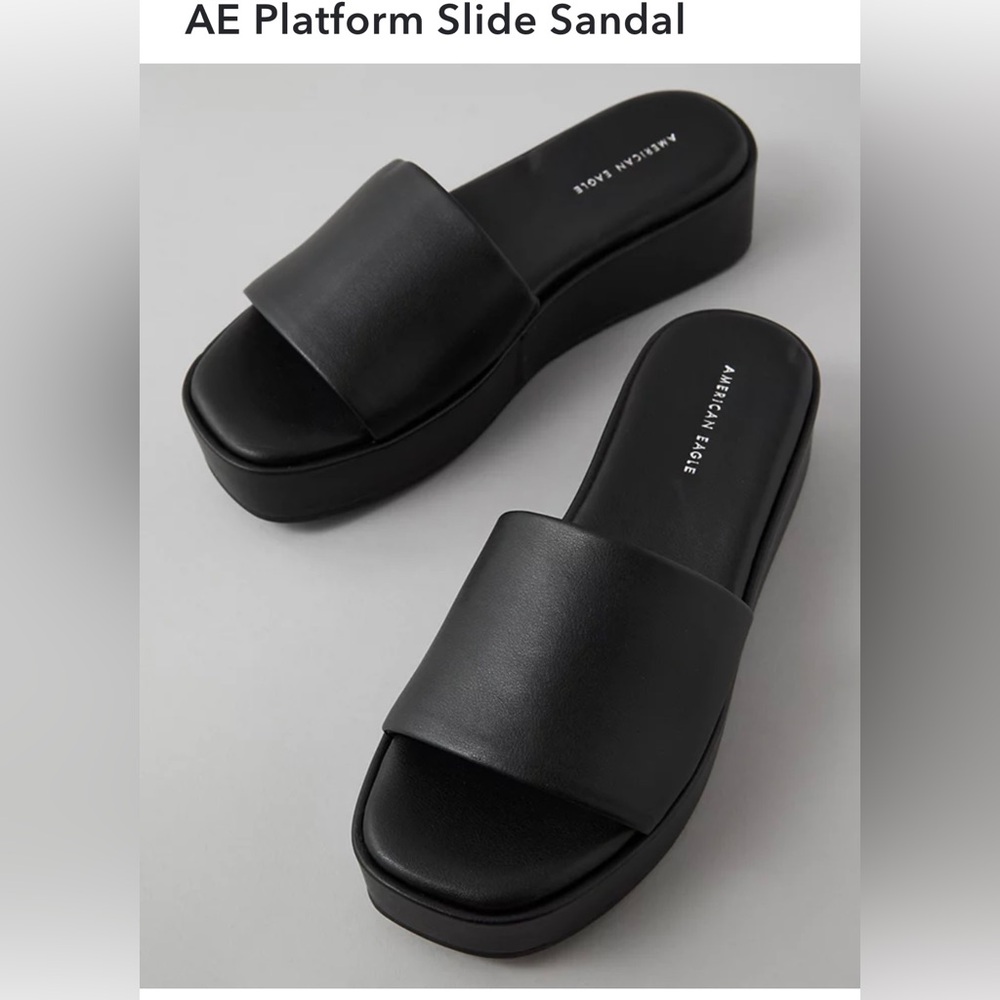 AE Platform Slide Sandals NWT size 9